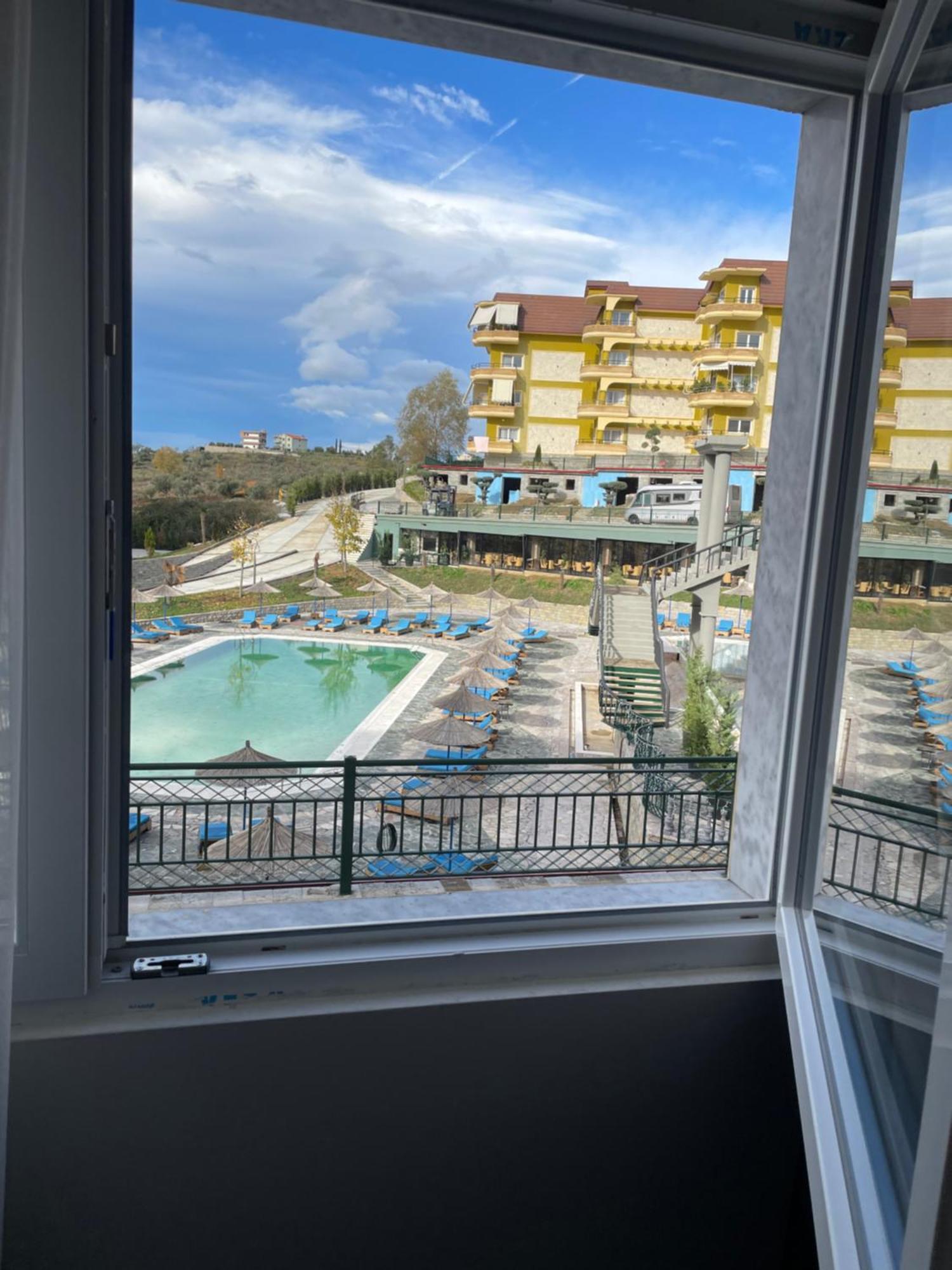 Apartament Land Tirana