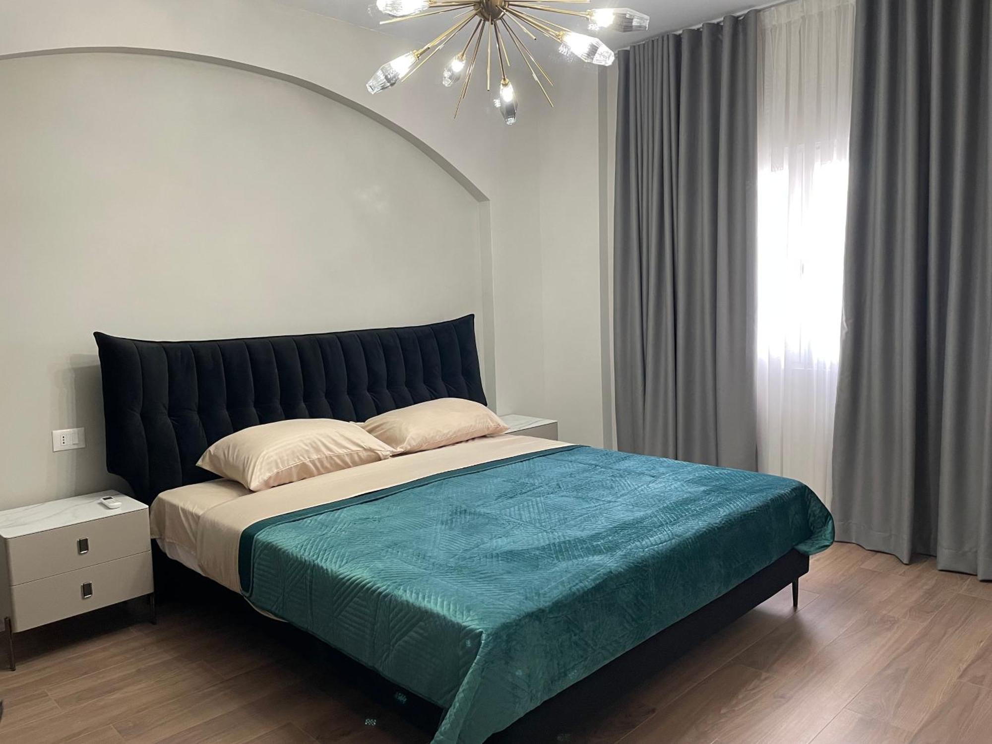 Land Apartament